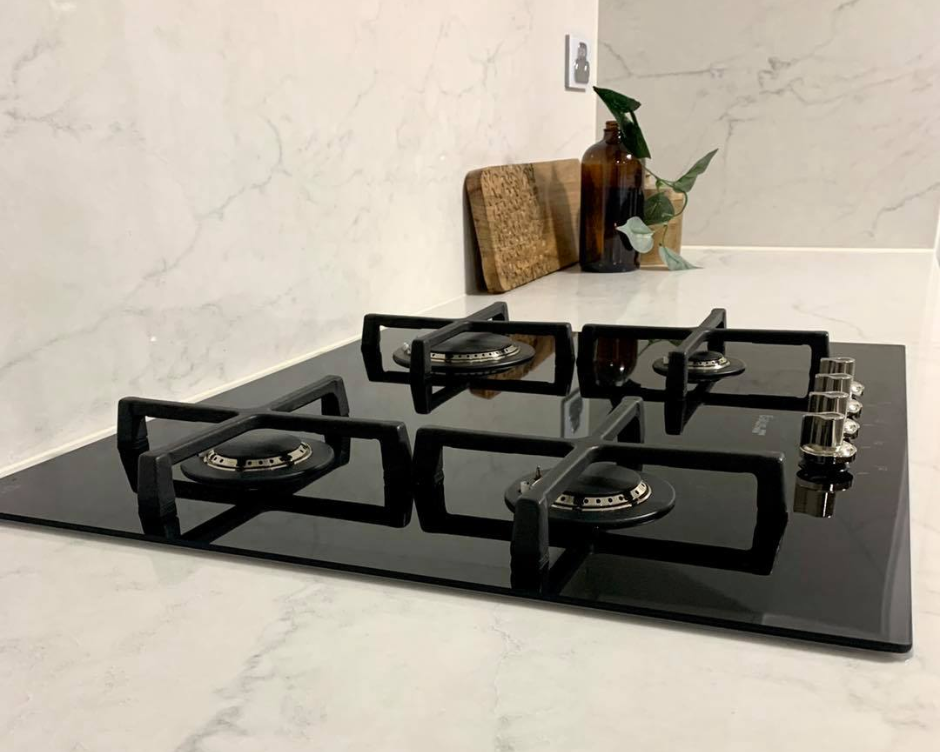 Factory seconds cooktop installed in Adelaide - The Appliance Group 