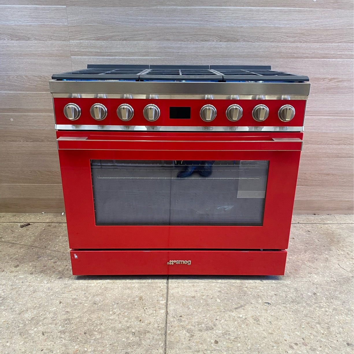 Smeg 90cm Red Freestanding Portofino Oven CPF9GPRA - Ex Display
