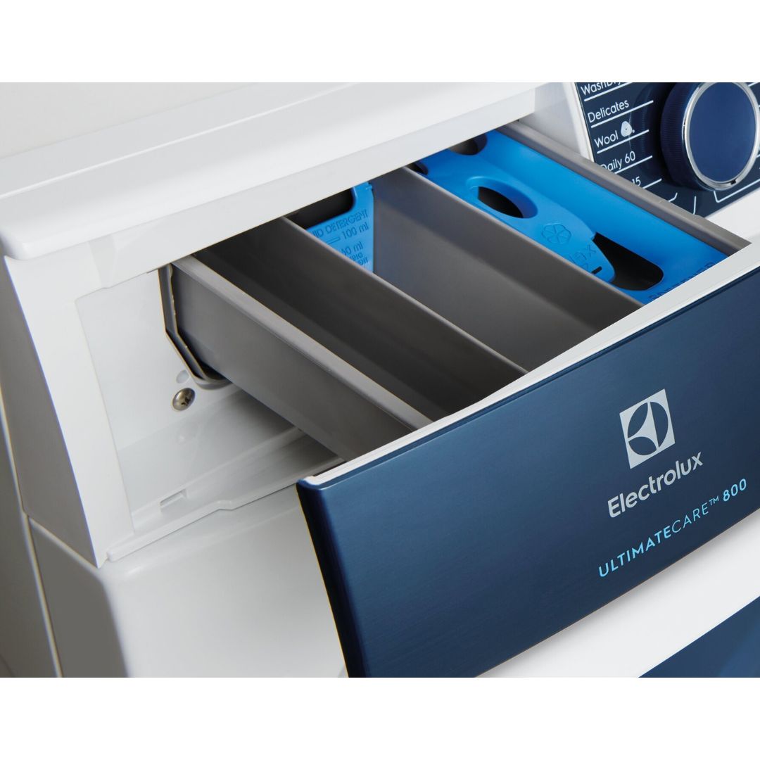 Electrolux 9kg Front Load Washing Machine EWF9043BDWA - Ex Display