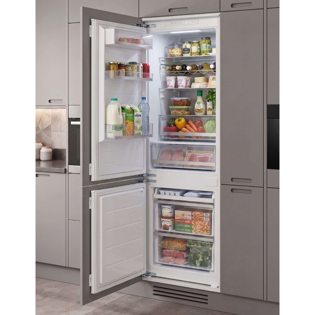 Kleenmaid Integrated Refrigerator with Bottom Mount Freezer CRZ27011