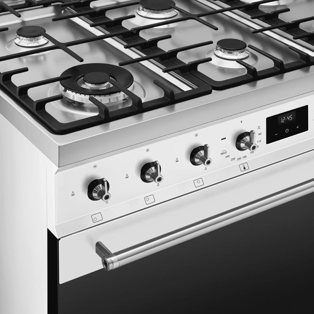 Smeg 90cm Classic Freestanding Dual Fuel White Stove CS9GMWHA2 - Factory Seconds
